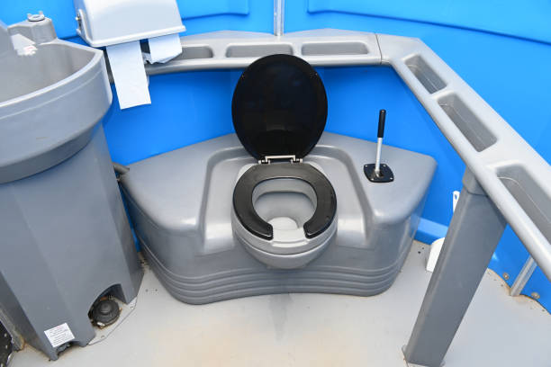 Best Sanitation services for porta potties  in Edinburg, TX