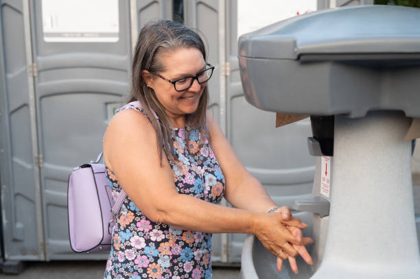 Best Wedding porta potty rental  in Edinburg, TX